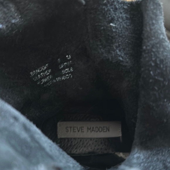 Steve Madden Black Combat Moto Boots with Lace-Up Design - Picture 4 of 5